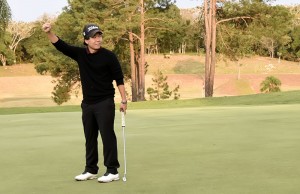 Pedro Nagayama comemora vitoria 800